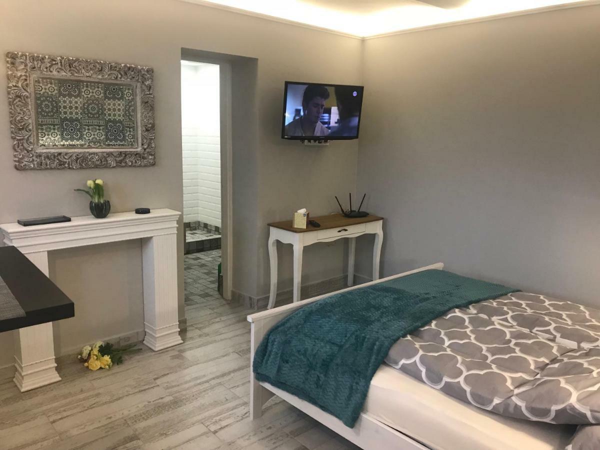 Aradi Apartman Pecs Exterior photo